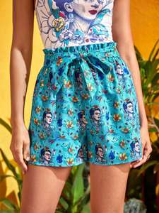 Frida Kahlo X SHEIN Shorts floral & con estampado de figura de cintura con volante con cordón delantero