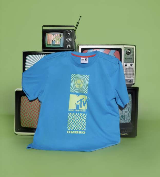 Camisetas Umbro colección exclusiva MTV por sólo 9,57 € con un 70% de descuento. Camisetas 100% algodón 180 gm