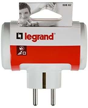 Legrand, 050662 Adaptador triple con entrada lateral, enchufe en color blanco, potencia máxima de este ladron es de 3680 W, 10/16 A a 230v