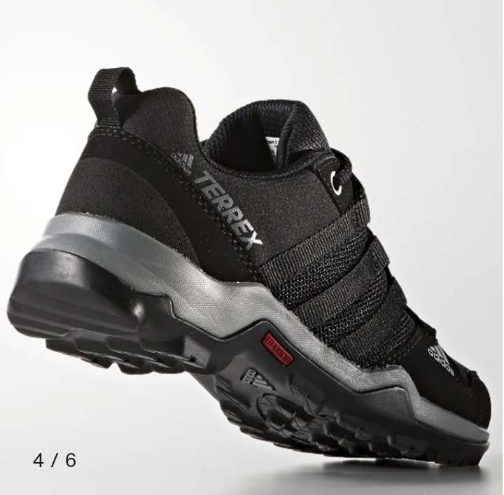 Zapatillas de senderismo Adidas Terrex PARA PEQUES / Tallas entre 28 y 33 / 19,95€