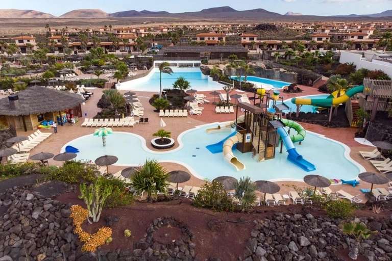 Fuerteventura en grupo 7 noches de resort 4* en villa para 4 personas y vuelos incluidos por 156 euros por persona! En junio!!