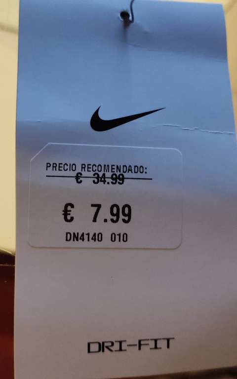 Peatonal Dempsey libro de bolsillo Pantalón corto Nike en Sevilla Fashion outlet. » Chollometro