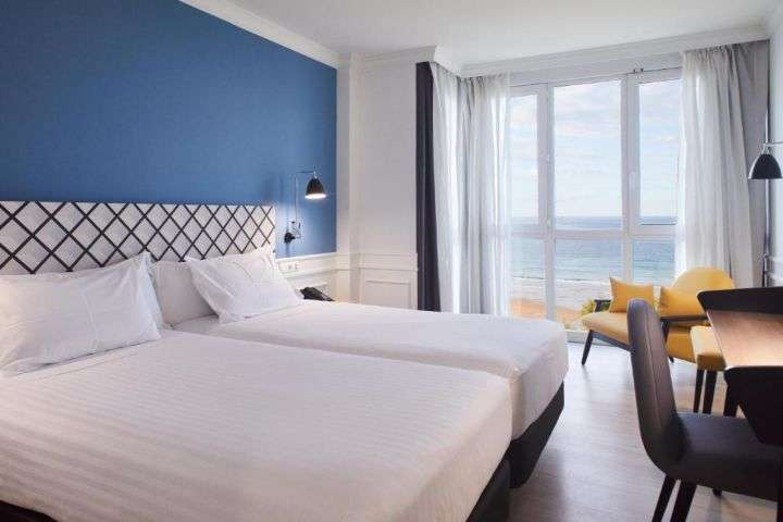 Hotel 4* en Santander. Fechas en primavera y verano por 26 euros! PxPm2