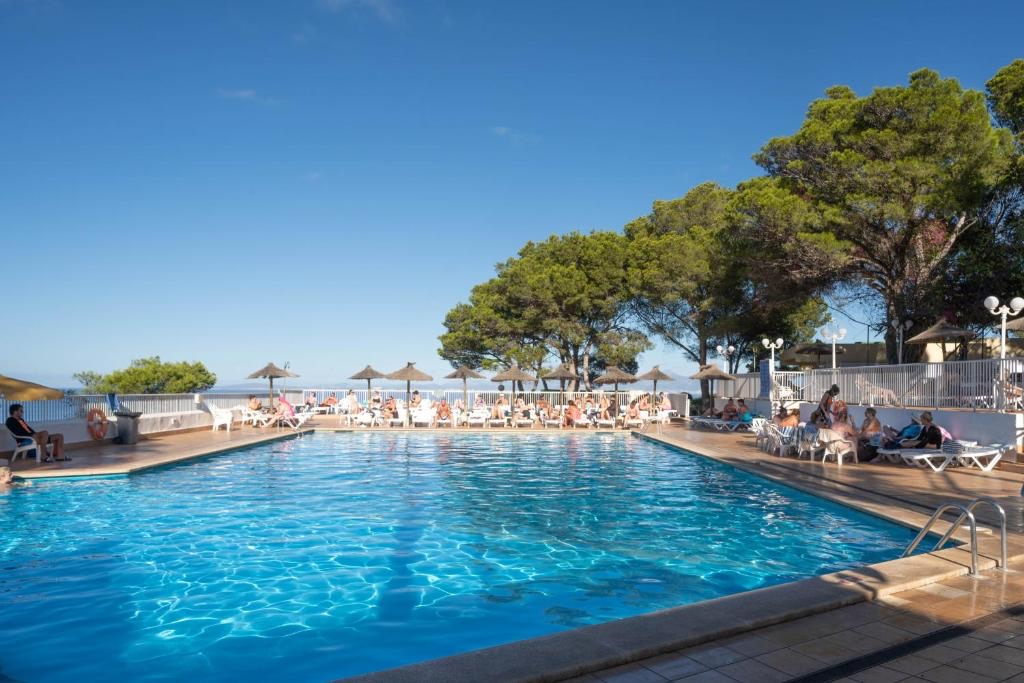 TODO INCLUIDO EN MALLORCA VUELOS+HOTEL salidas desde Sevilla hacia Mallorca, PUENTE PILAR ida 10 Octubre / vuelta 13 Octubre