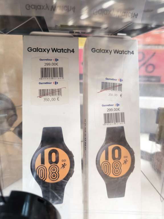 Samsung Galaxy Watch 4. (Outlet Carrefour Murcia)
