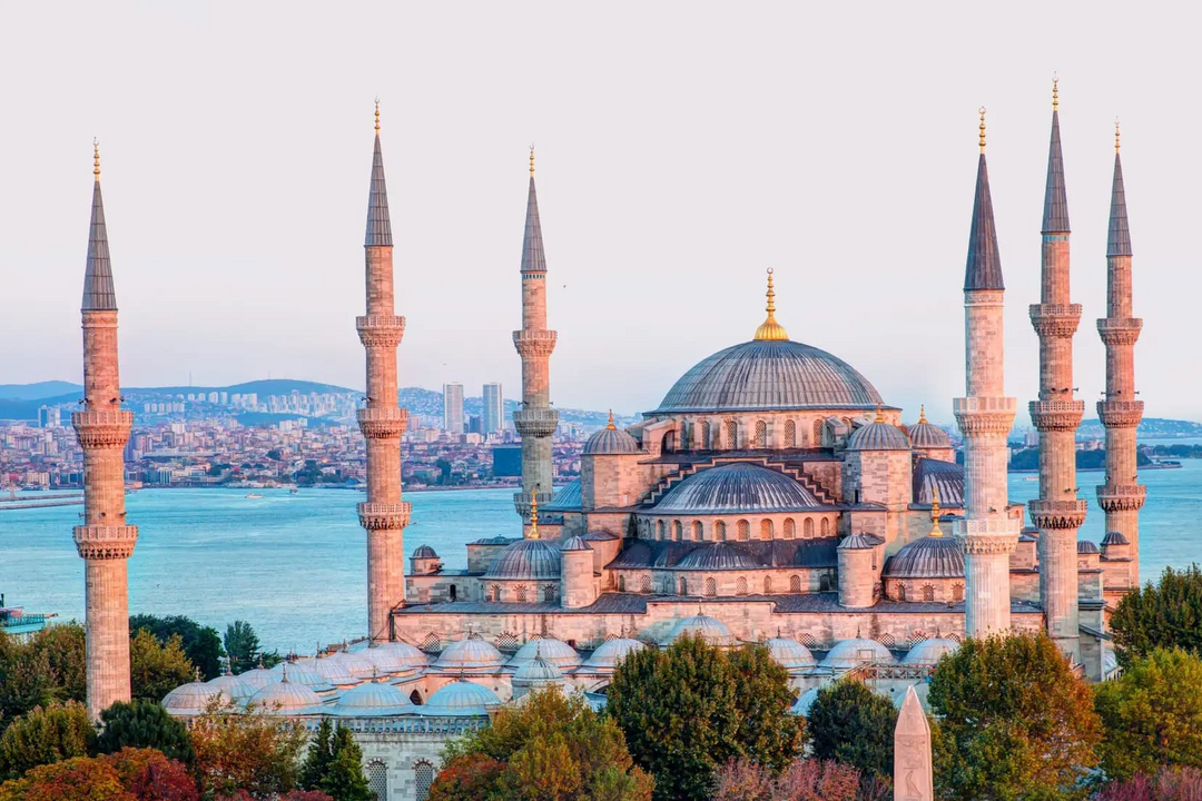 ESTAMBUL ¡4 noches! VUELOS+HOTEL 3*+DESAYUNOS a 30 min a pie de la Mezquita Azul | Turquía (desde 230€ en diciembre)