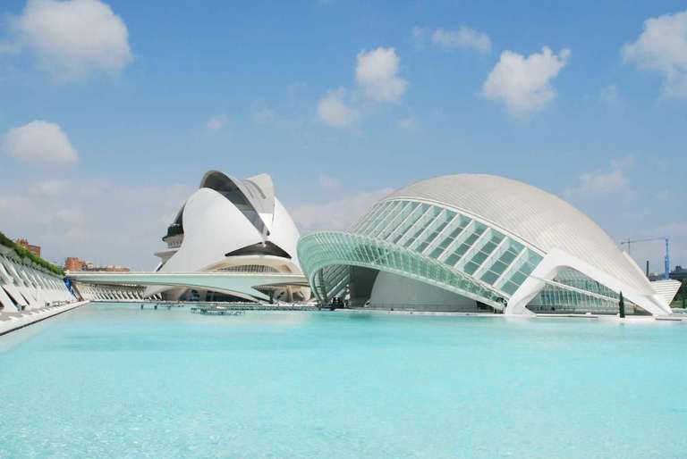 Hotel con entradas incluidas al Oceanogràfic València desde 52€/p [Mayo - Dic]
