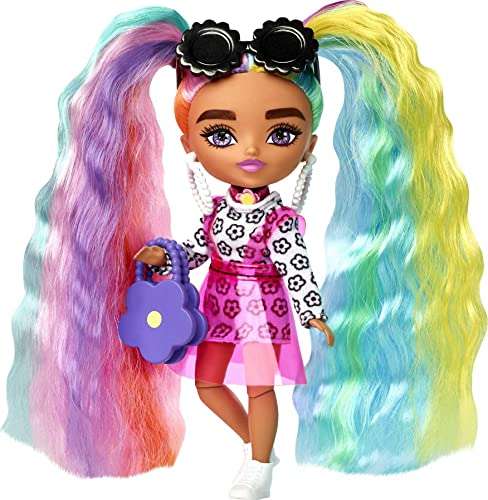 Barbie Extra Mini Vestido magaritas y coletas arcoíris